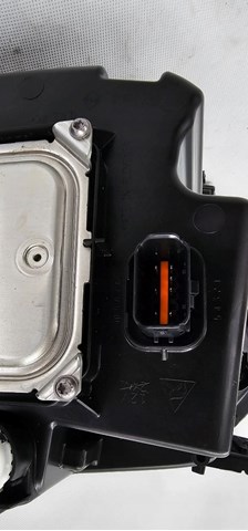 Купить 260102899R Renault (RVI) Фара основная правая