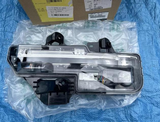 DFR551060A Mazda Противотуманка правая