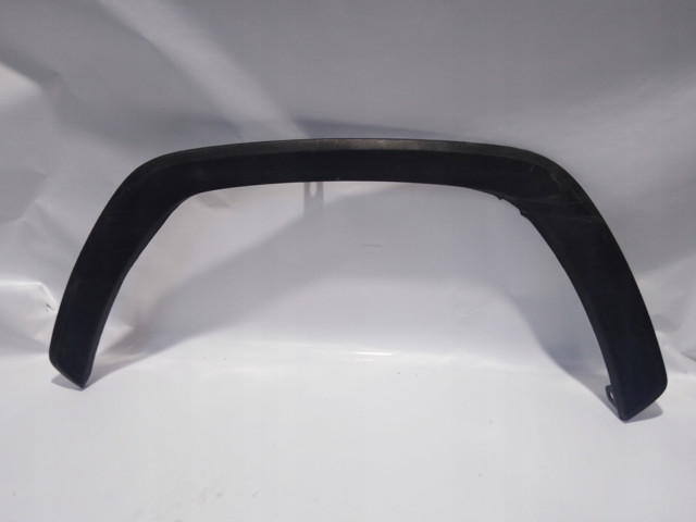 Расширитель (накладка) арки переднего крыла левый на Toyota RAV4 V 