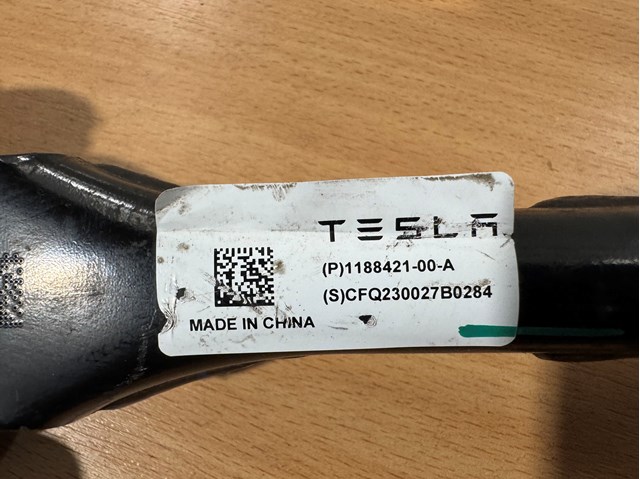  118842100A Tesla Motors