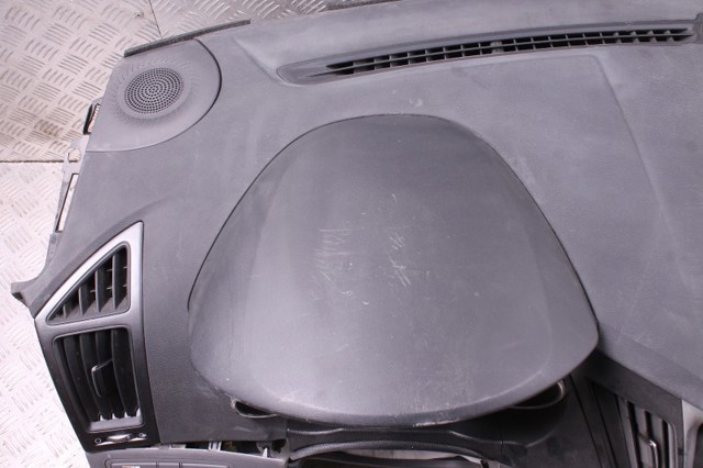 Панель салона передняя "торпедо" Hyundai/Kia 847103Q000RY цена, от 127.12 USD