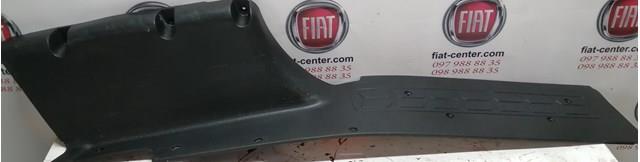 Накладка дверного порога внутренняя левая на Fiat Doblo 263