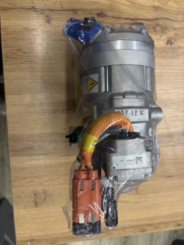 Компрессор кондиционера 97701E6100 Hyundai/Kia