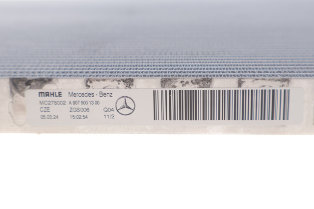Радиатор охлаждения двигателя, дополнительный Mercedes 9075001300