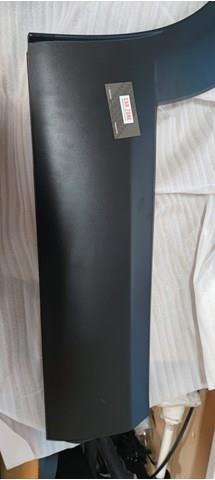 Молдинг задней правой двери, нижний Mazda DFR551RC0A