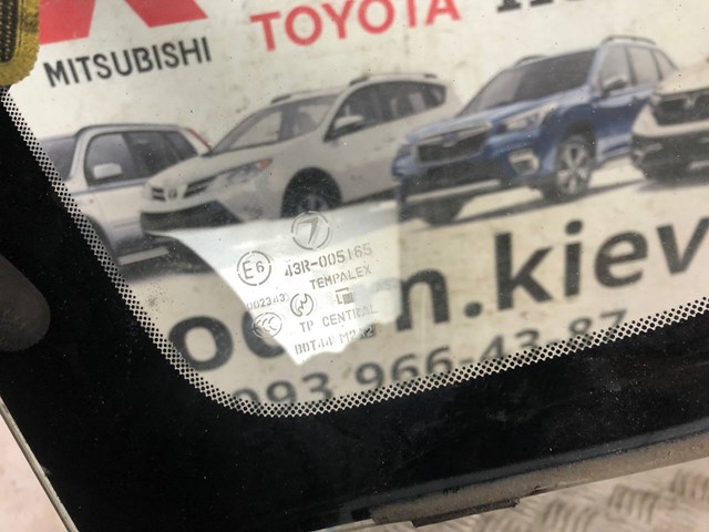 Стекло-форточка двери задней правой GS6713D305 XYG