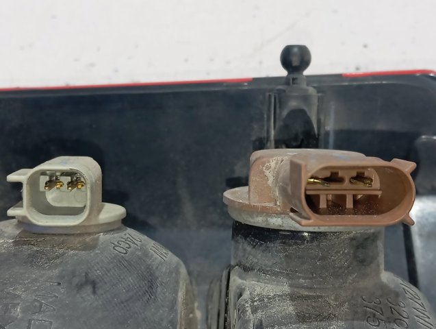 5303882AA Chrysler Фонари задние