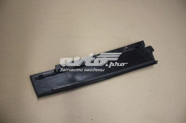 8U0839902 VAG 
