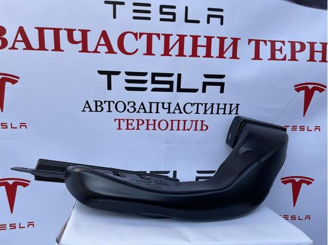 109929000 Tesla 