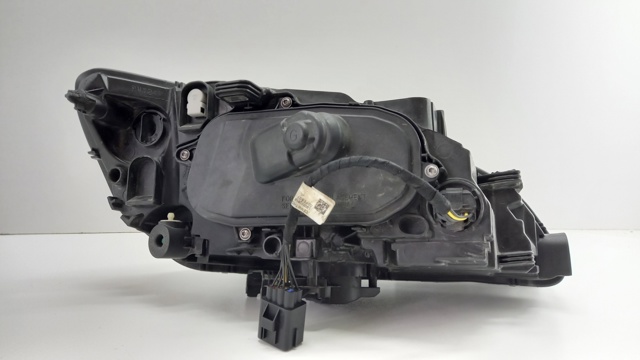 Фара левая Volvo 31698818 цена, от 911.28 USD