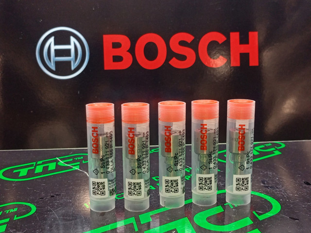 Купить DLLA155P1493 Bosch Распылитель форсунки