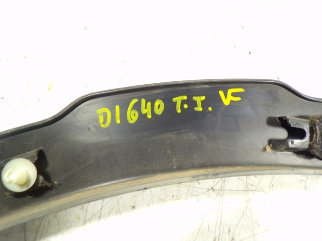 Купить LR063189 Land Rover Молдинг задней арки крыла, левый
