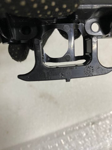  Porsche 95B807692A цена, от 27.75 USD