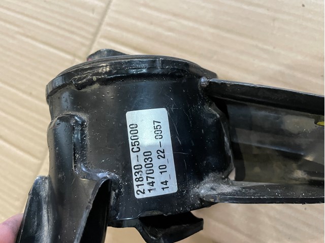 Левая подушка двигателя 21830C5000 Hyundai/Kia