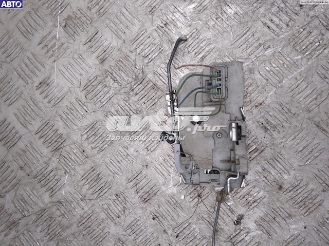 60SKV012 SKV замок двери передней правой
