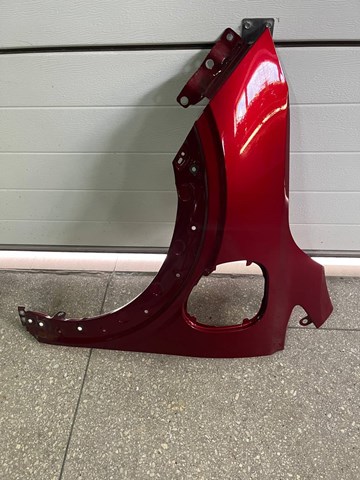 Крыло переднее левое 42782631 General Motors