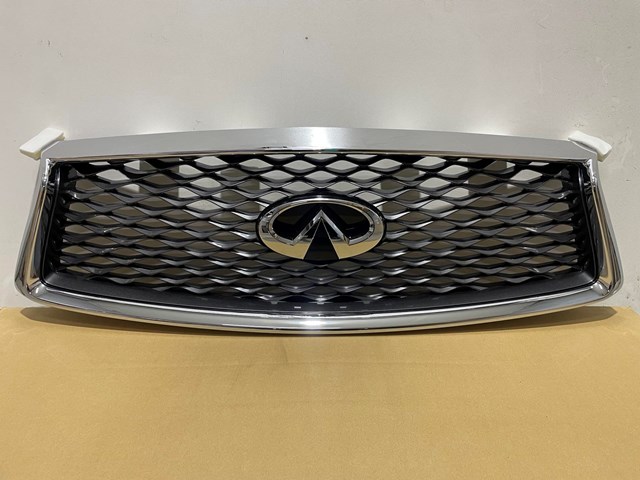 Облицовка радиатора Nissan/Infiniti 623106HH0A цена, от 186.87 USD