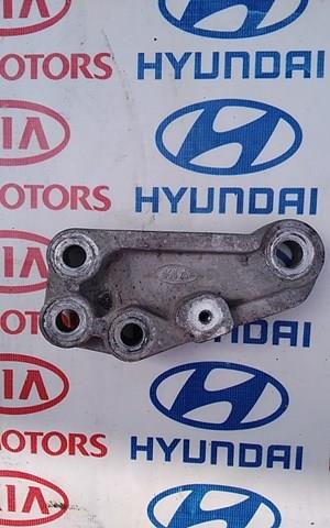  218152F050 Hyundai/Kia