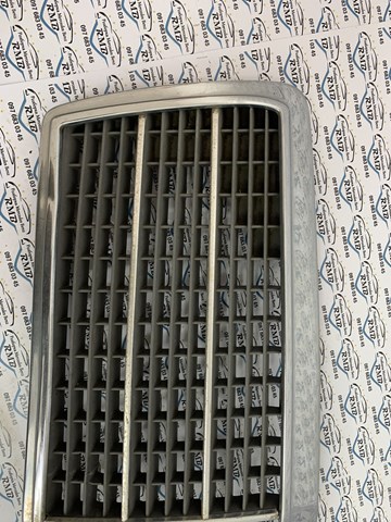 Compre A2028880023 Mercedes Grelha do radiador