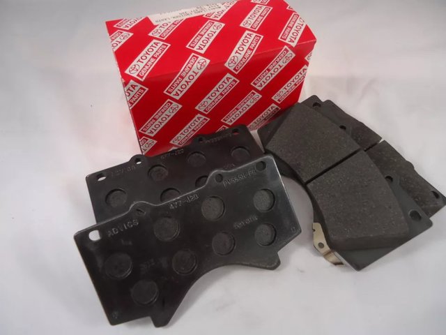 04465YZZU2 Toyota Колодки передние