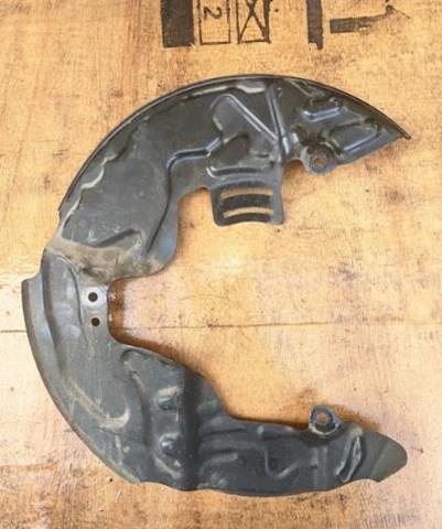 LX6Z2K005D Ford Пыльник тормозного диска переднего левого