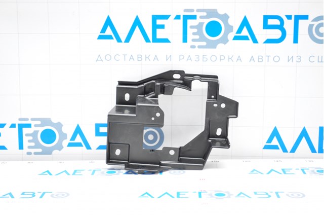 Кронштейн крепления противотуманной фары правой Mazda TN3951684 цена, от 13.79 USD