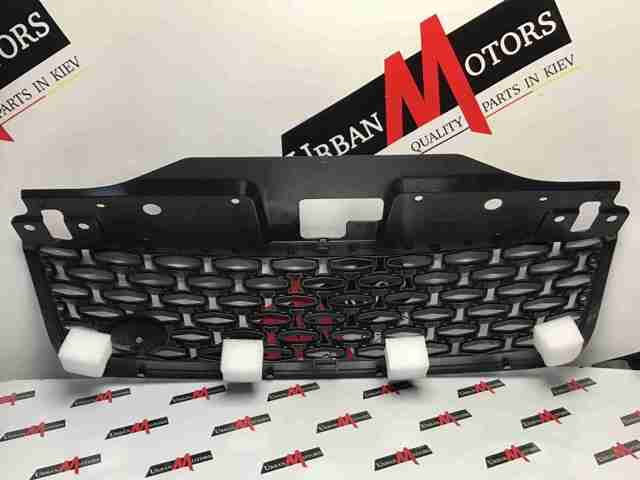 Купить LR082695 Land Rover Решетка радиатора