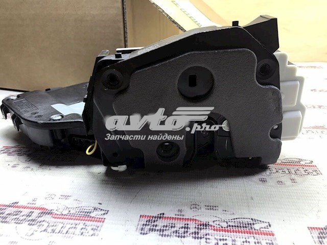 LR078731 Land Rover Замок двери водителя