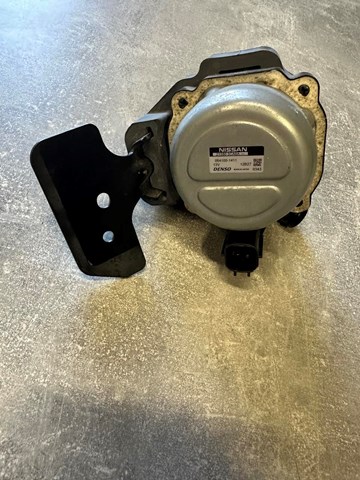  215805CA6A Nissan/Infiniti