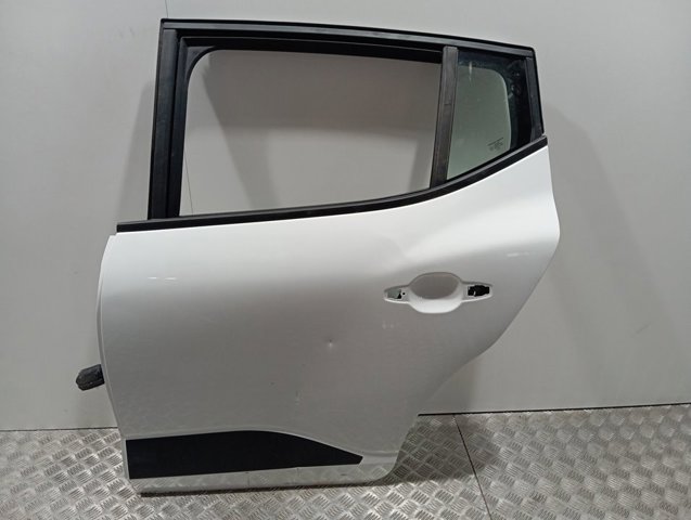 Дверь задняя, левая Renault (RVI) 821016131R цена, от 843.05 USD