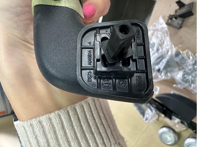 DS73A045B14 Ford 