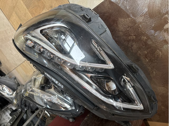  Mercedes A2129063103 цена, от 570.12 USD