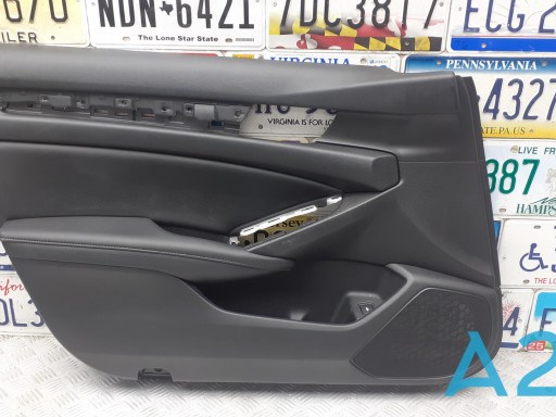 83553TVAA61ZD Honda Дверная карта передняя левая