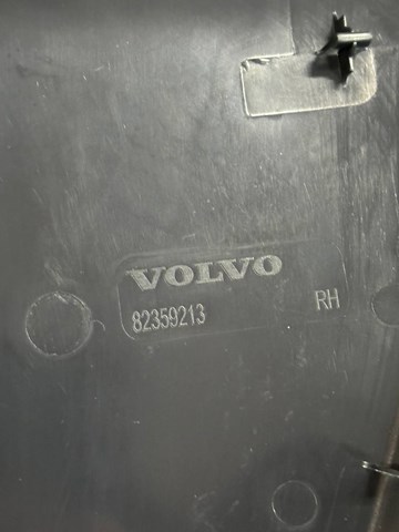 82359213 Volvo Корпус зеркала заднего вида (внутрення часть)