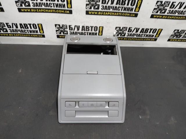 Купить 7L0868403 VAG Плафон салона