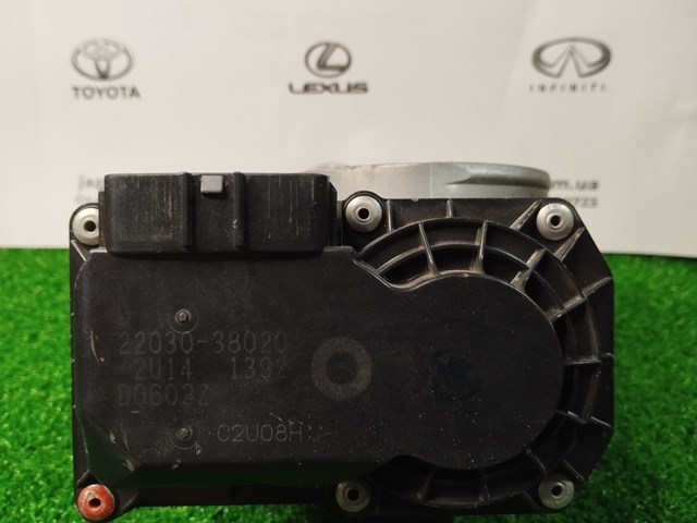 Válvula de borboleta montada para Lexus LX (URJ201)
