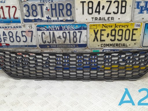 Купить 622595AA0A Nissan/Infiniti Решетка переднего бампера, центральная