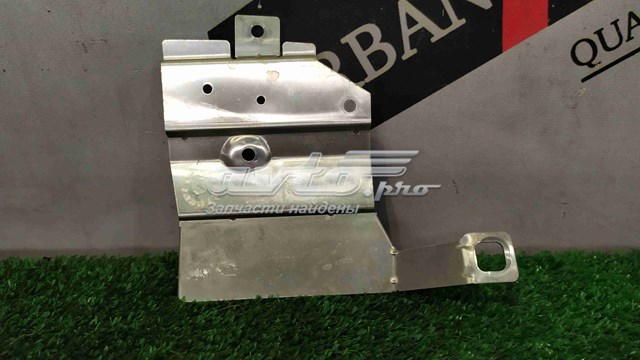 LR042318 Land Rover 