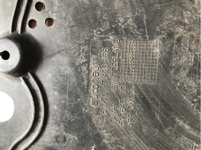  51757428176 BMW
