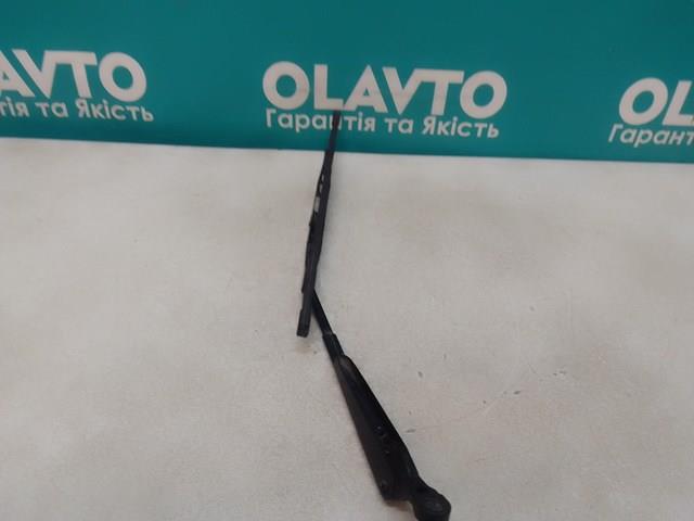 Поводок дворника заднего стекла Ford 2T1417C419CC