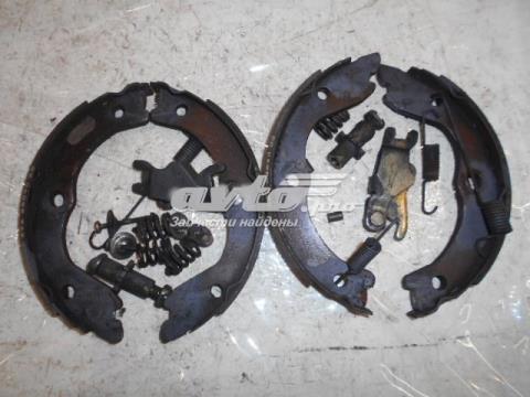 D40608H725 Nissan колодки ручника/ стояночного тормоза