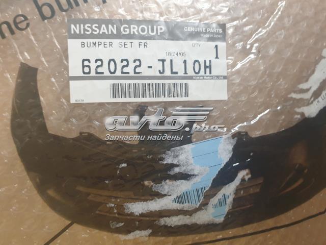 62022JL10H Nissan/Infiniti Бампер передний в сборе