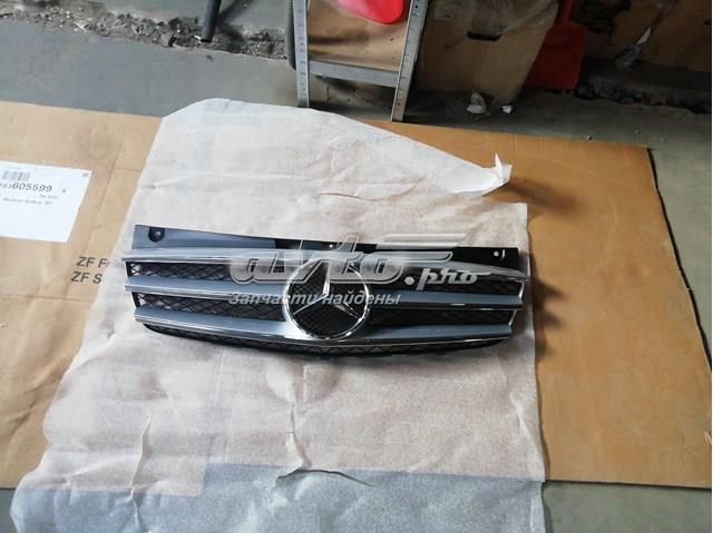 Облицовка радиатора Mercedes A63988000839775 цена, от 264.73 USD
