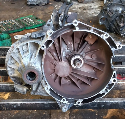 6CIR7F096 Ford 