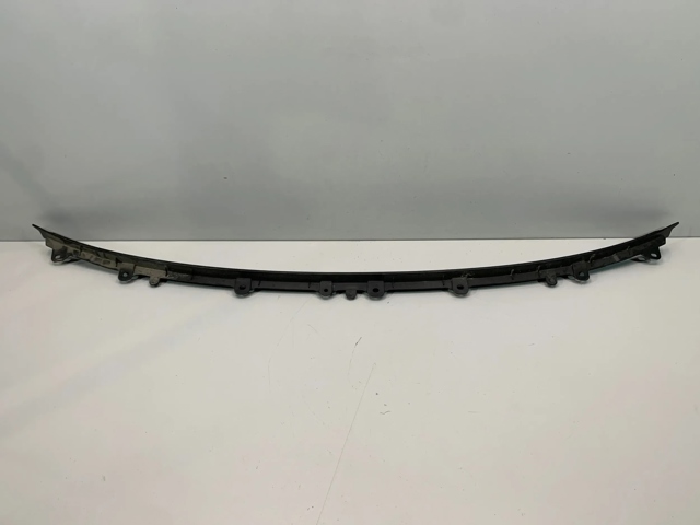 Купить 31424477 Volvo Решетка дворников