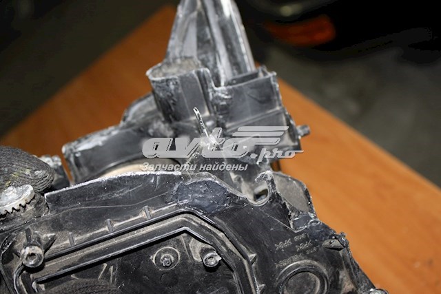 Правая фара GS7T51031S Mazda