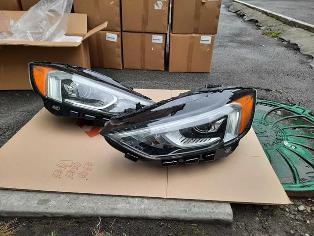 Купить FP2837R1T TYC Фара основная правая