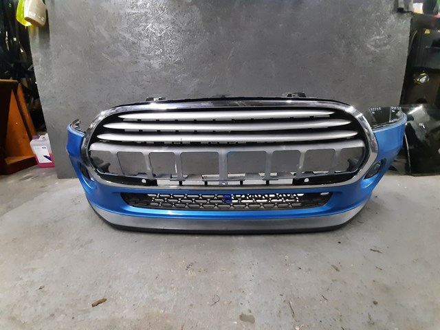 Передний бампер 51117379432 BMW