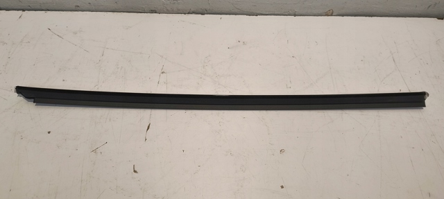 9J1839475E Porsche 