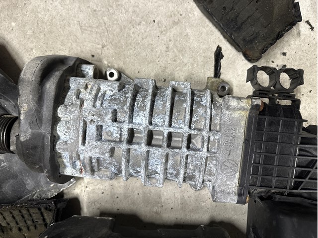 325484 VAG 